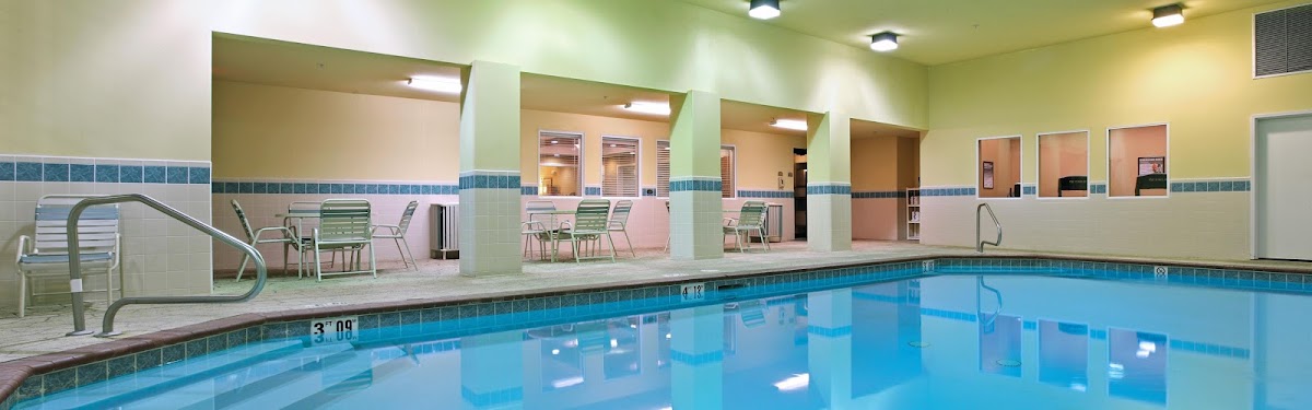 Holiday Inn Express & Suites Magnolia-Lake Columbia by IHG photo 3