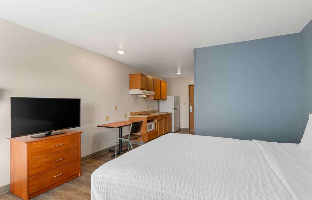 Extended Stay America Select Suites- Cleveland - Avon photo 2