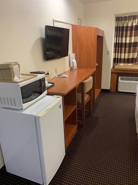 Microtel Inn & Suites by Wyndham Rice Lake photo 3