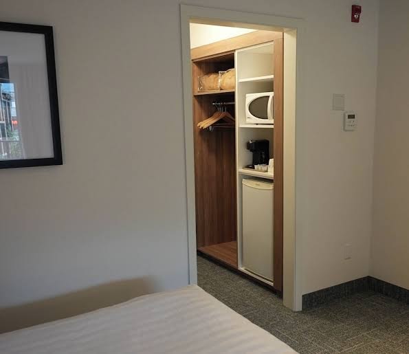 Travelodge by Wyndham Niagara Falls at the Falls photo 3