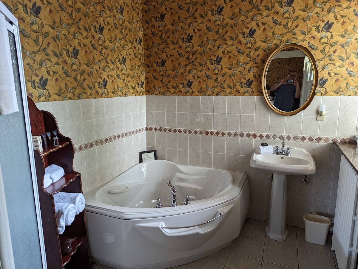 Queen Anne Inn photo 3