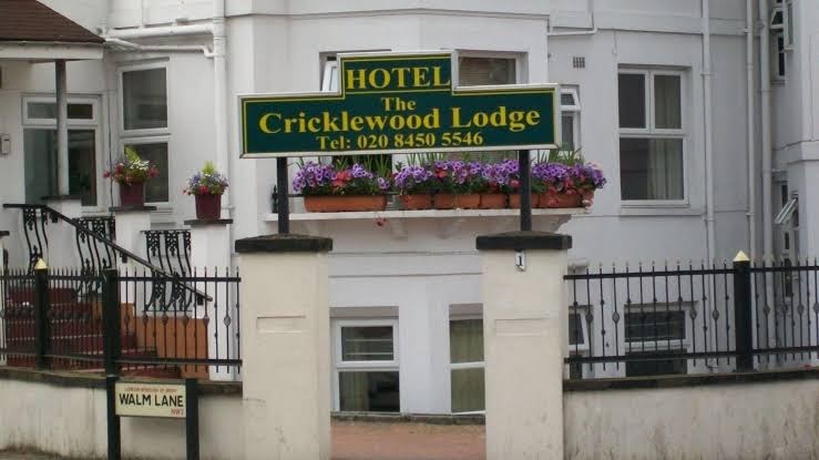 Cricklewood Lodge