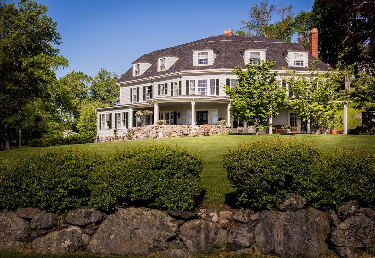 The Inn At Castle Hill