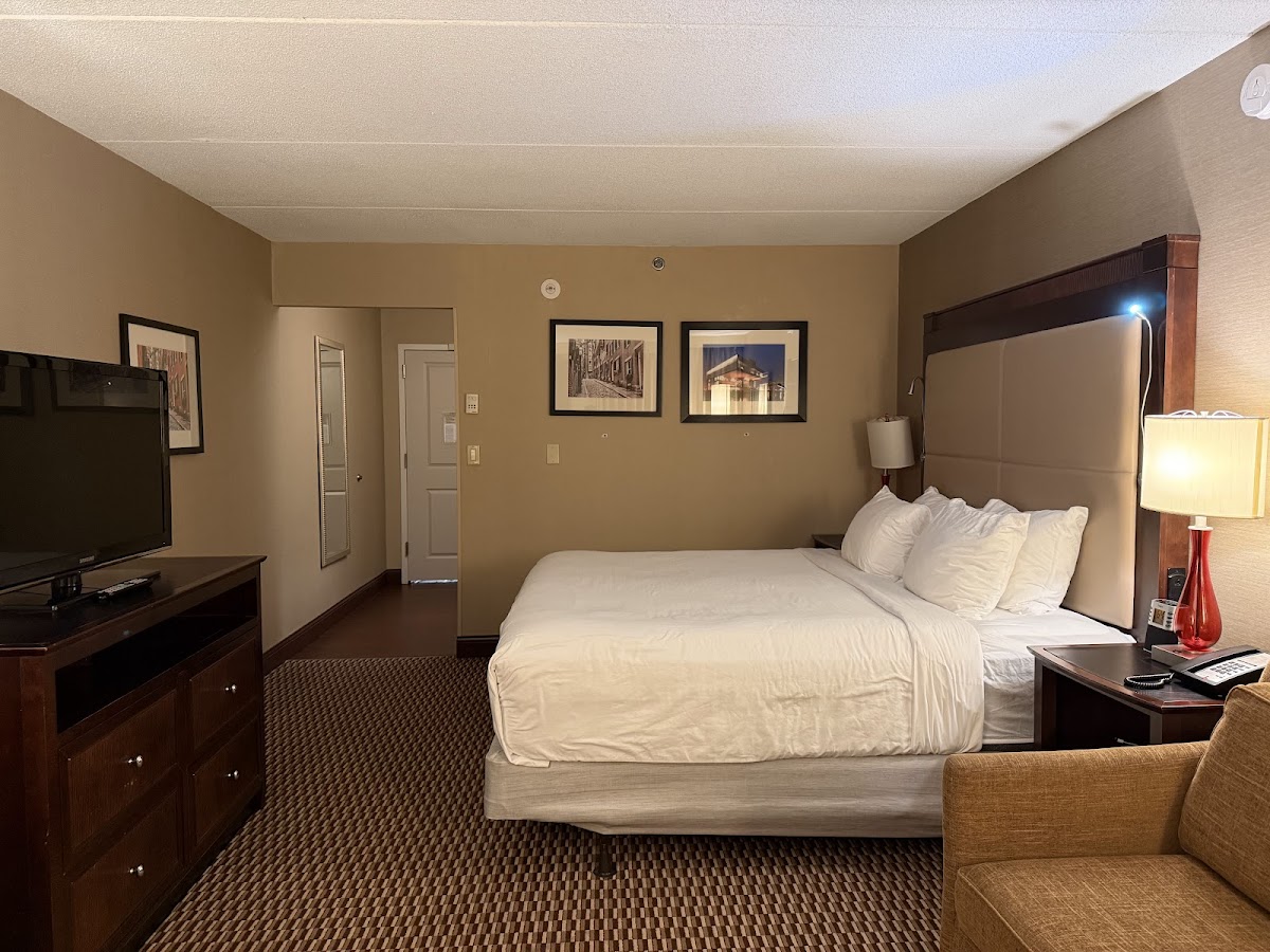 Crowne Plaza Boston - Woburn by IHG photo 2