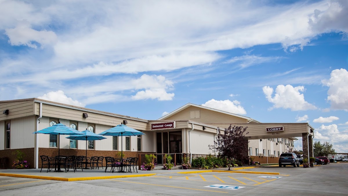 Cottonwood Inn & Suites