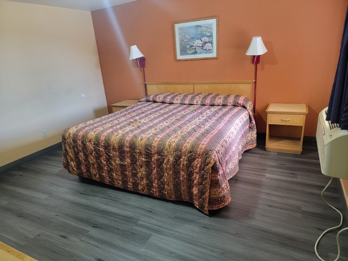 BudgetHost Motel photo 2