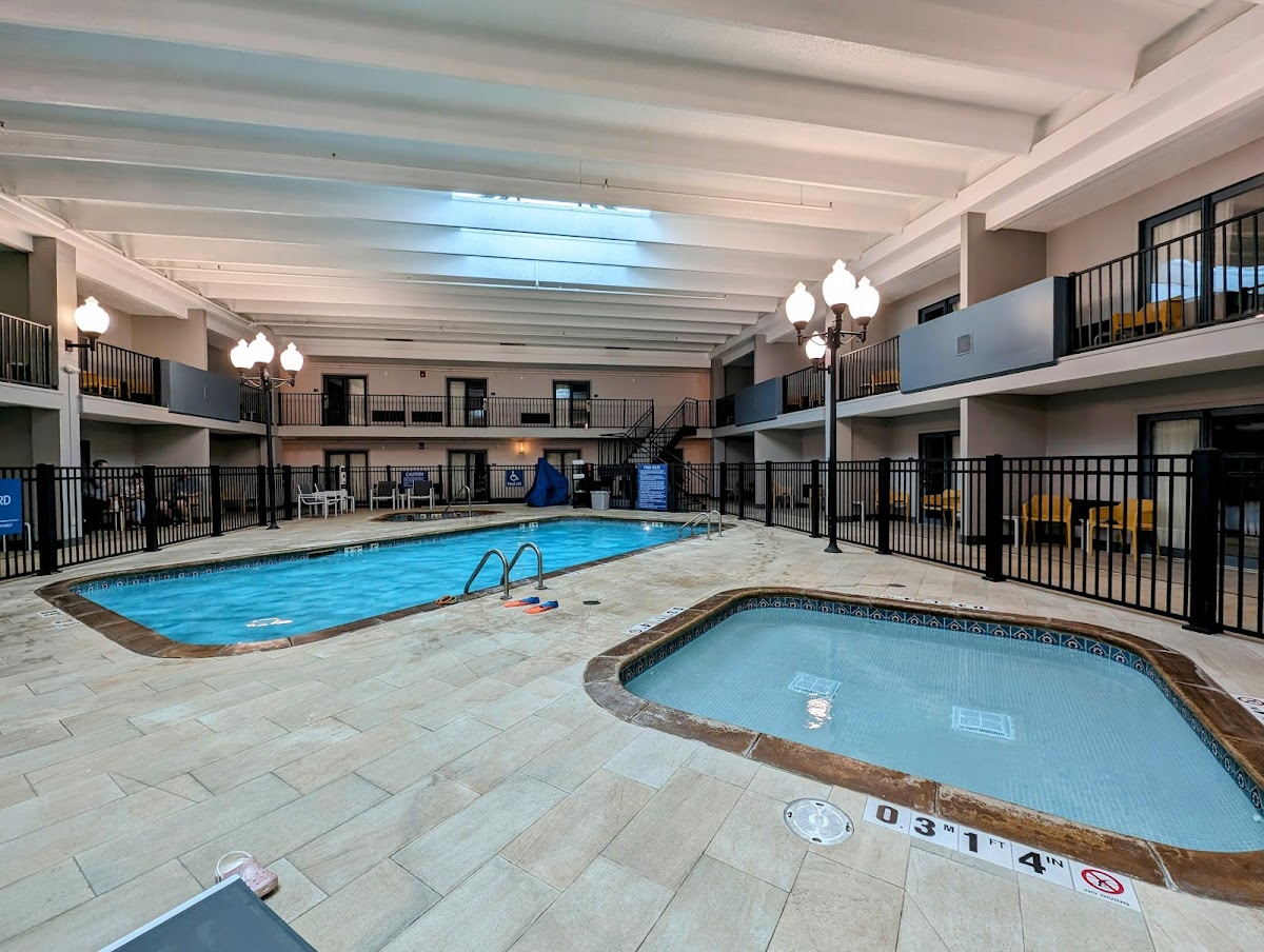 DoubleTree by Hilton Austin photo 3