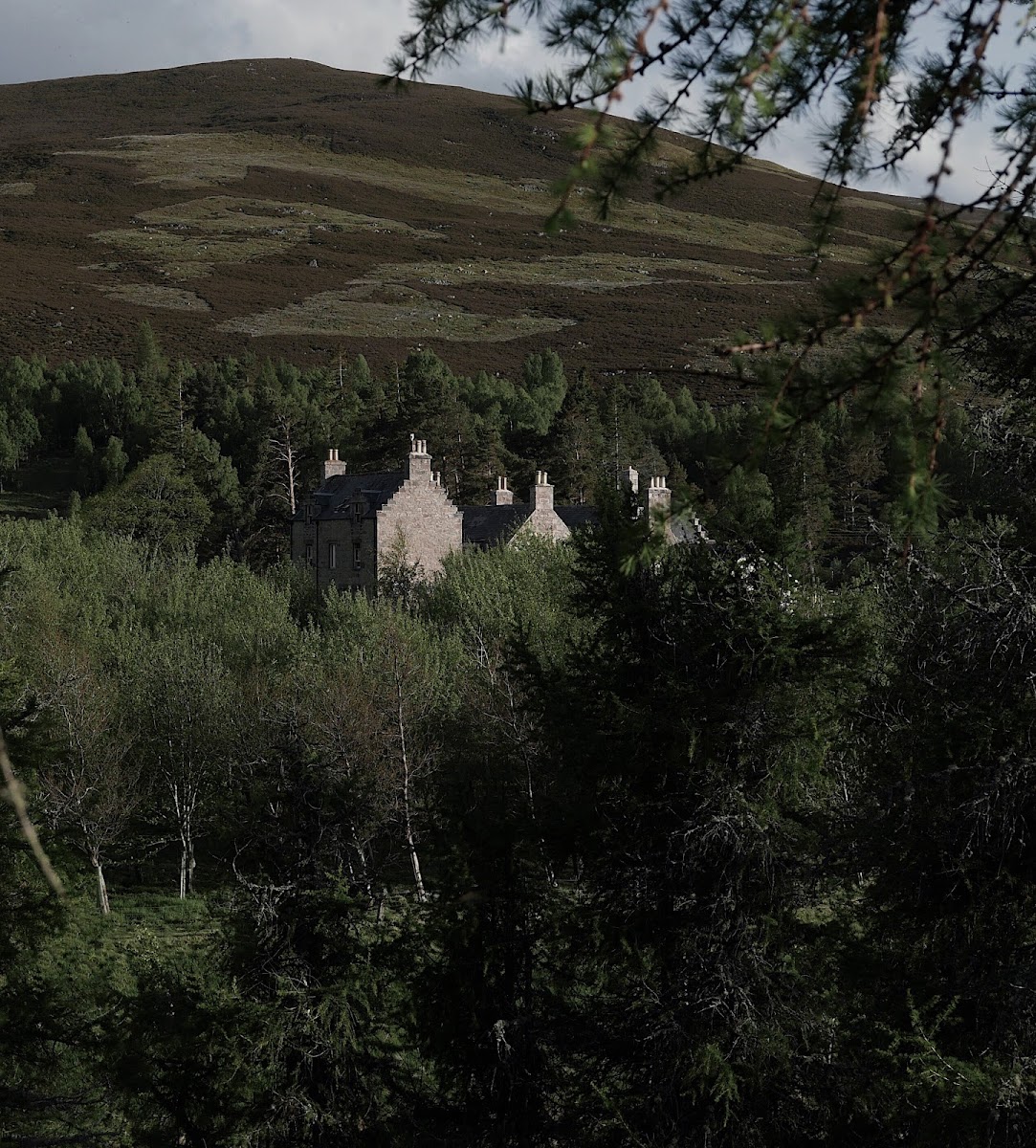 Gairnshiel Lodge photo 2