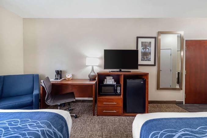 Comfort Inn Oklahoma City South - I-240 photo 3