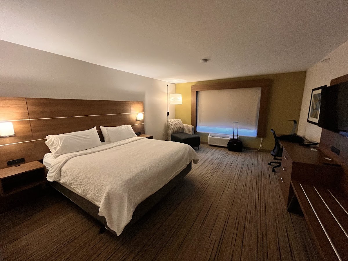 Holiday Inn Express Rochelle by IHG photo 2