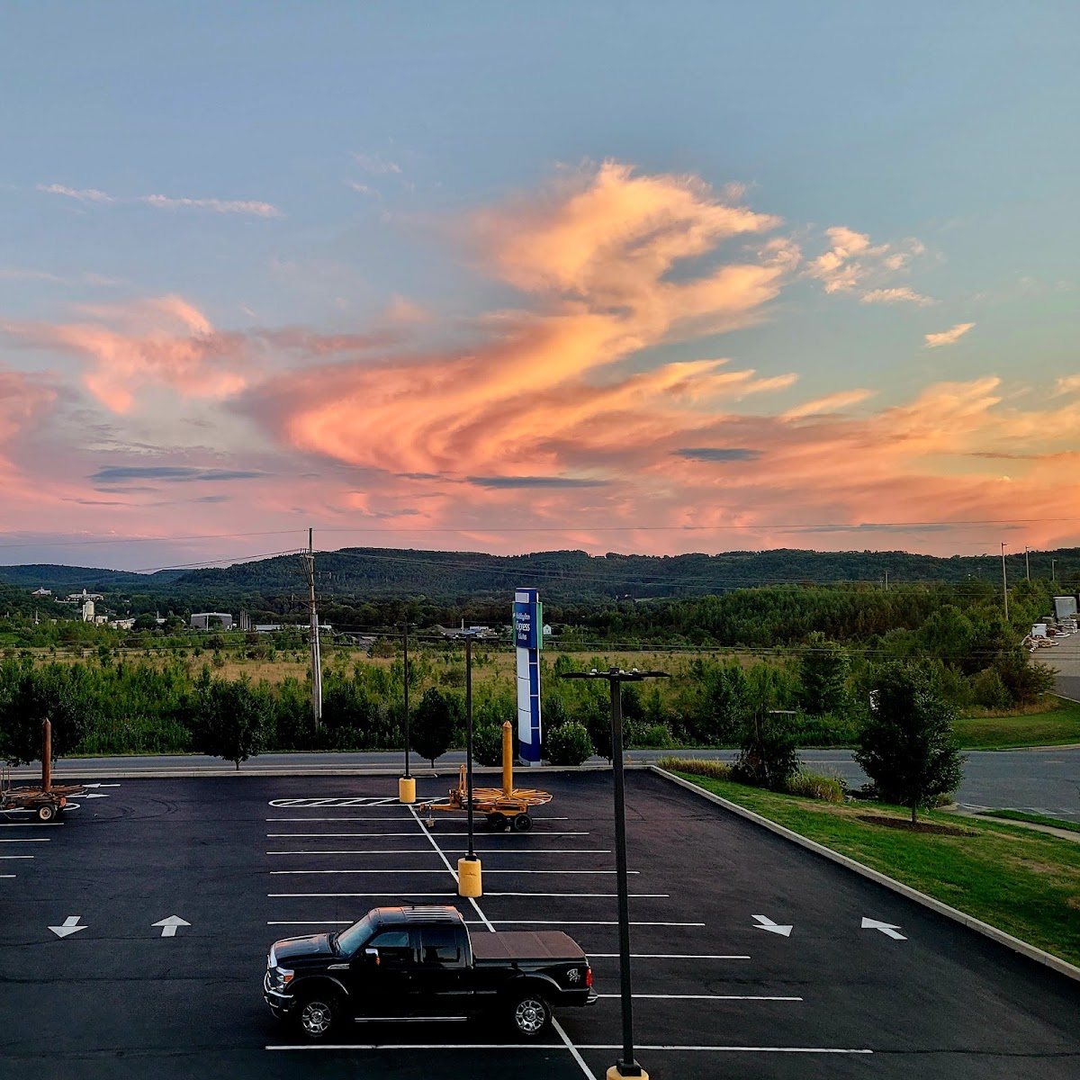 Holiday Inn Express & Suites Clearfield, an IHG Hotel photo 2