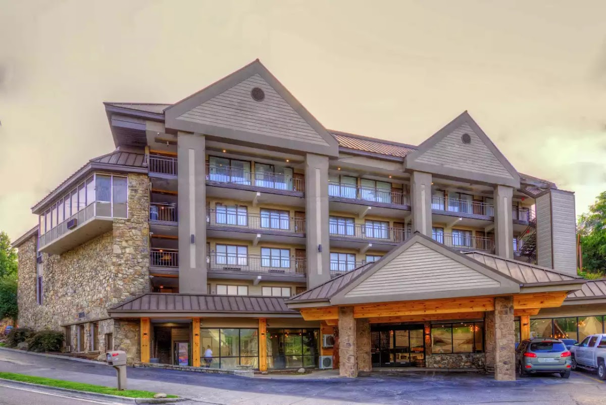 Clarion Pointe Downtown Gatlinburg