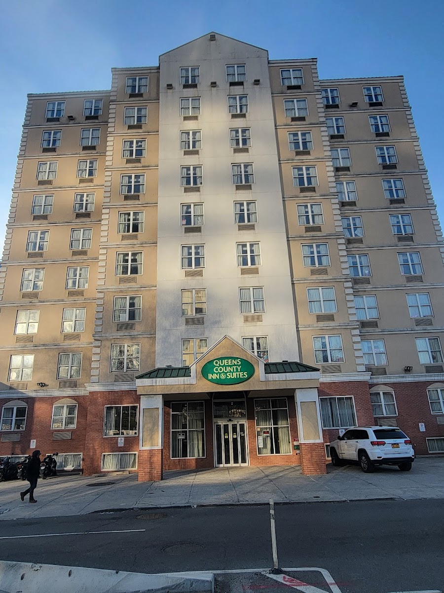 Queens County Inn and Suites