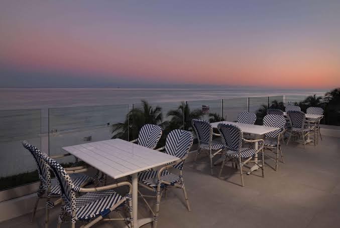 MB Hotel, Trademark Collection by Wyndham photo 2