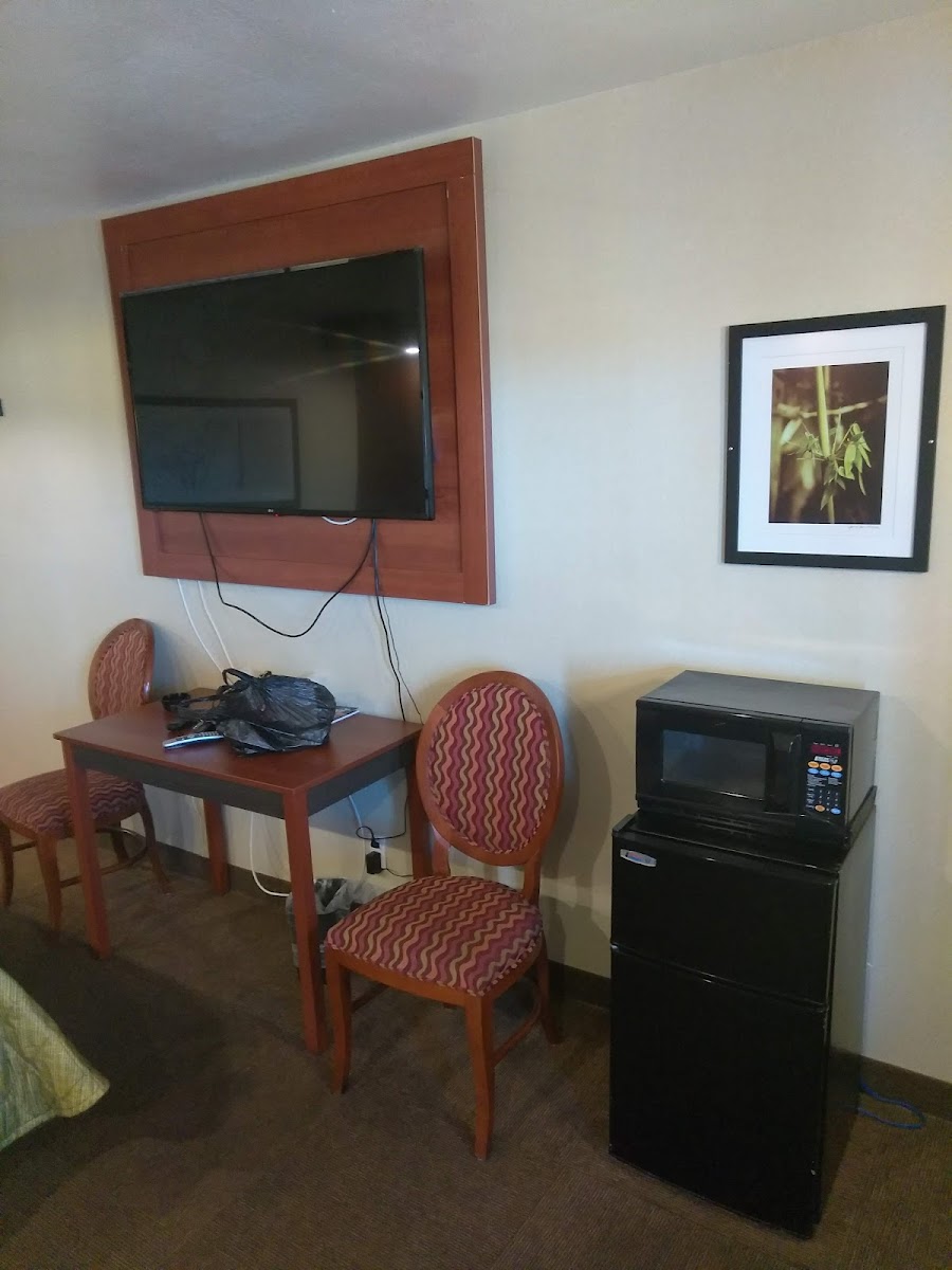 JZ Motel & Suites photo 3