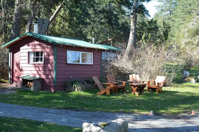 Yellow Point Lodge