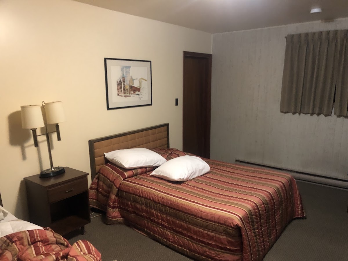 Red Top Motor Inn photo 3