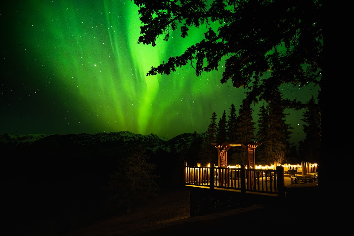 Overlander Mountain Lodge