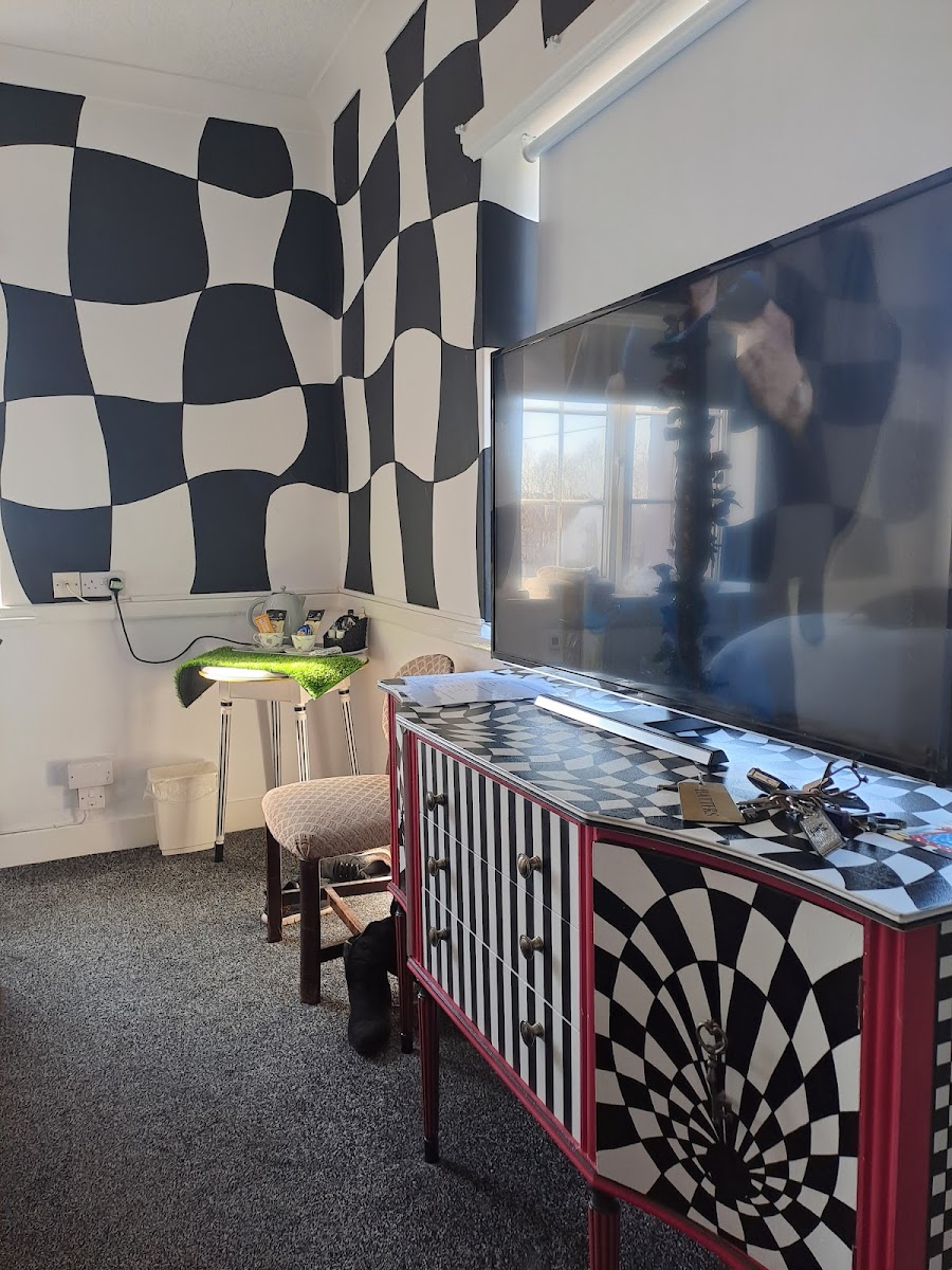 Hatters Hotel photo 3