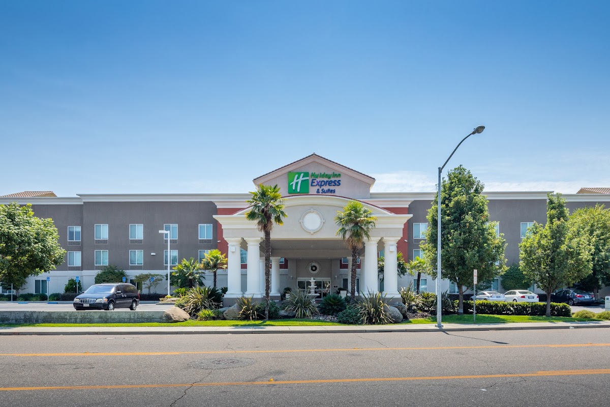 Holiday Inn Express & Suites Modesto-Salida by IHG