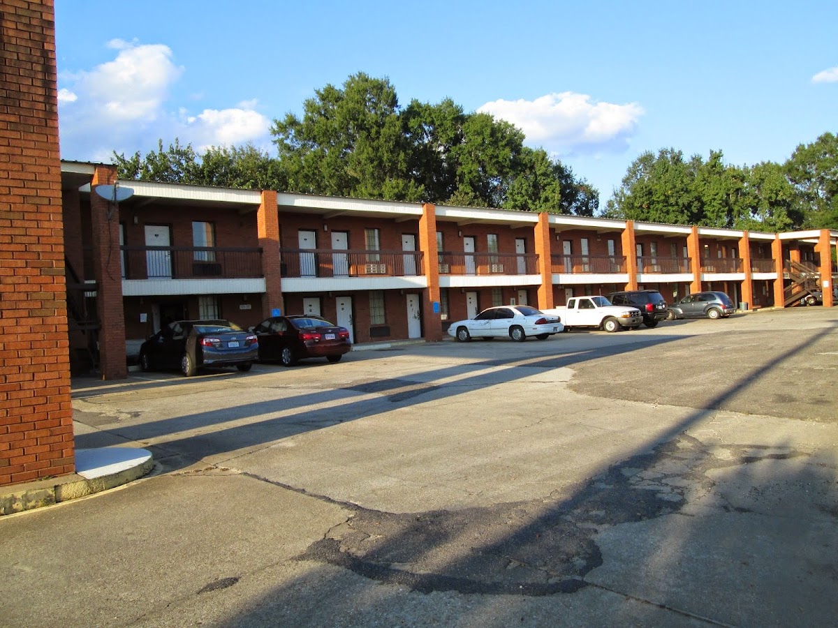 Maxwell Inn photo 3