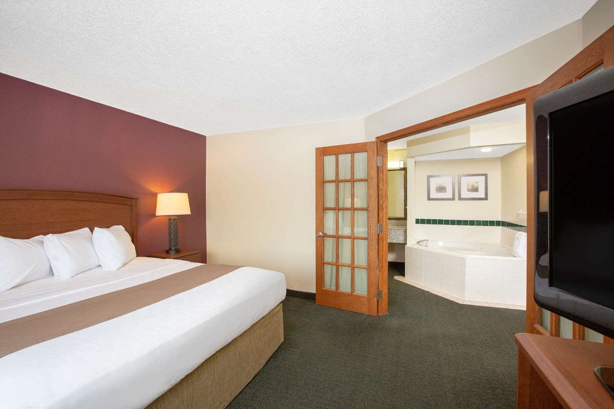 AmericInn by Wyndham Kearney photo 2