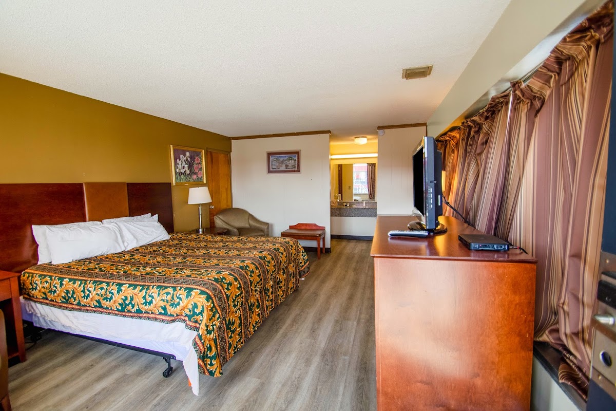 Holiday Lodge Virginia photo 2