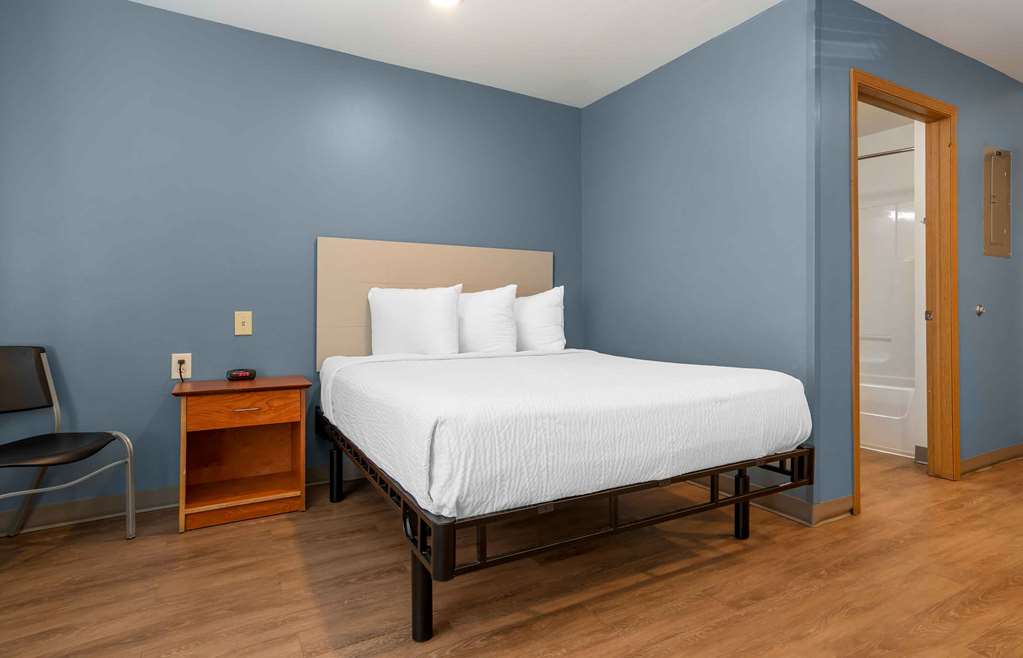 Extended Stay America Select Suites- Tallahassee - Northwest photo 2