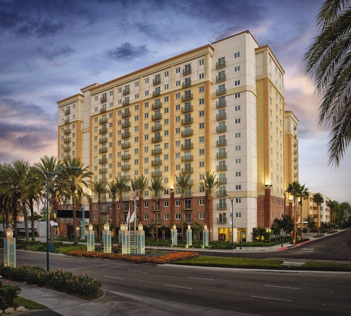 WorldMark Anaheim photo 2