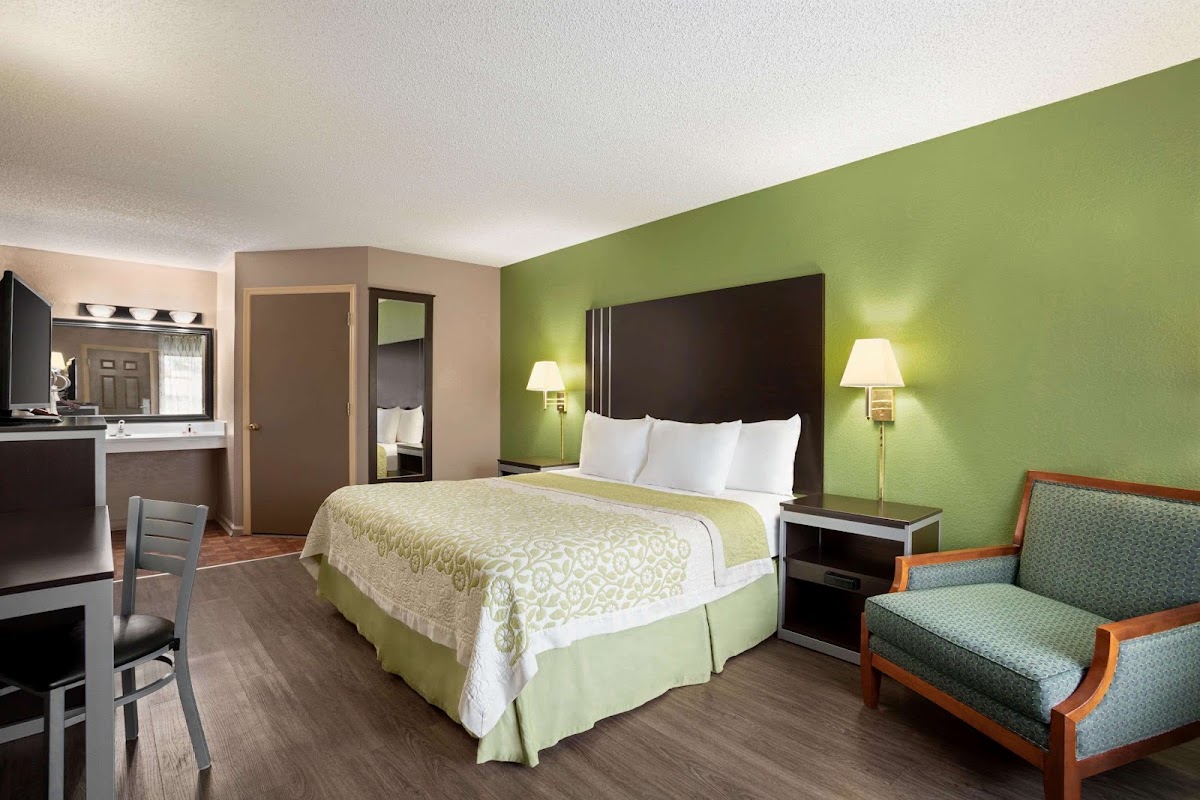 Days Inn by Wyndham Hardeeville/ I-95 State Line photo 2