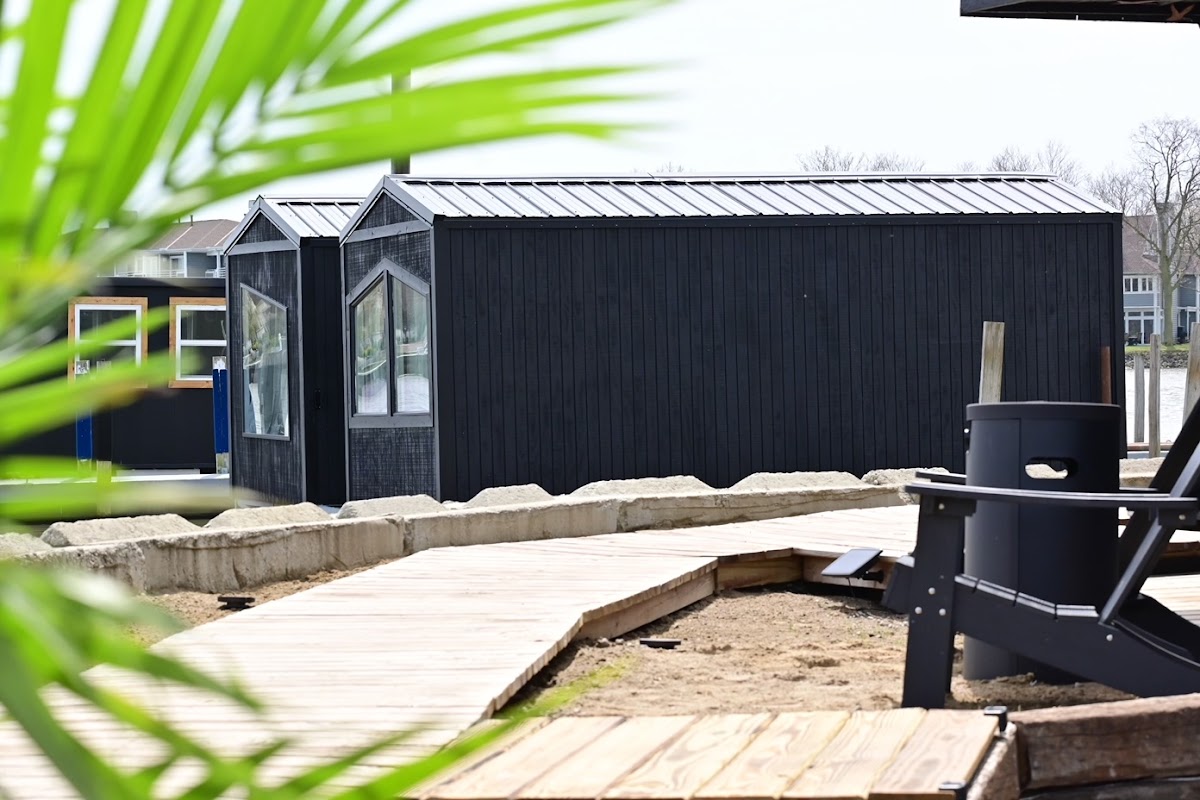SōLSTAY Lodging & Marina photo 2