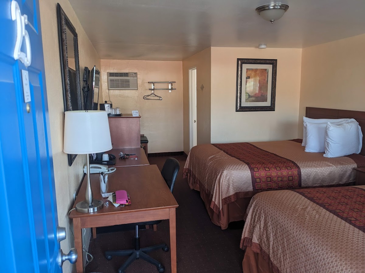 White Sands Motel photo 2