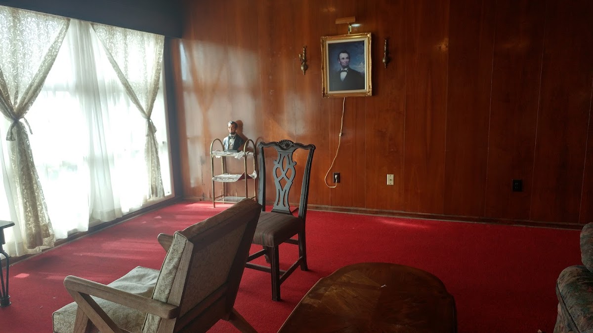 Lincoln Lodge Motel photo 3