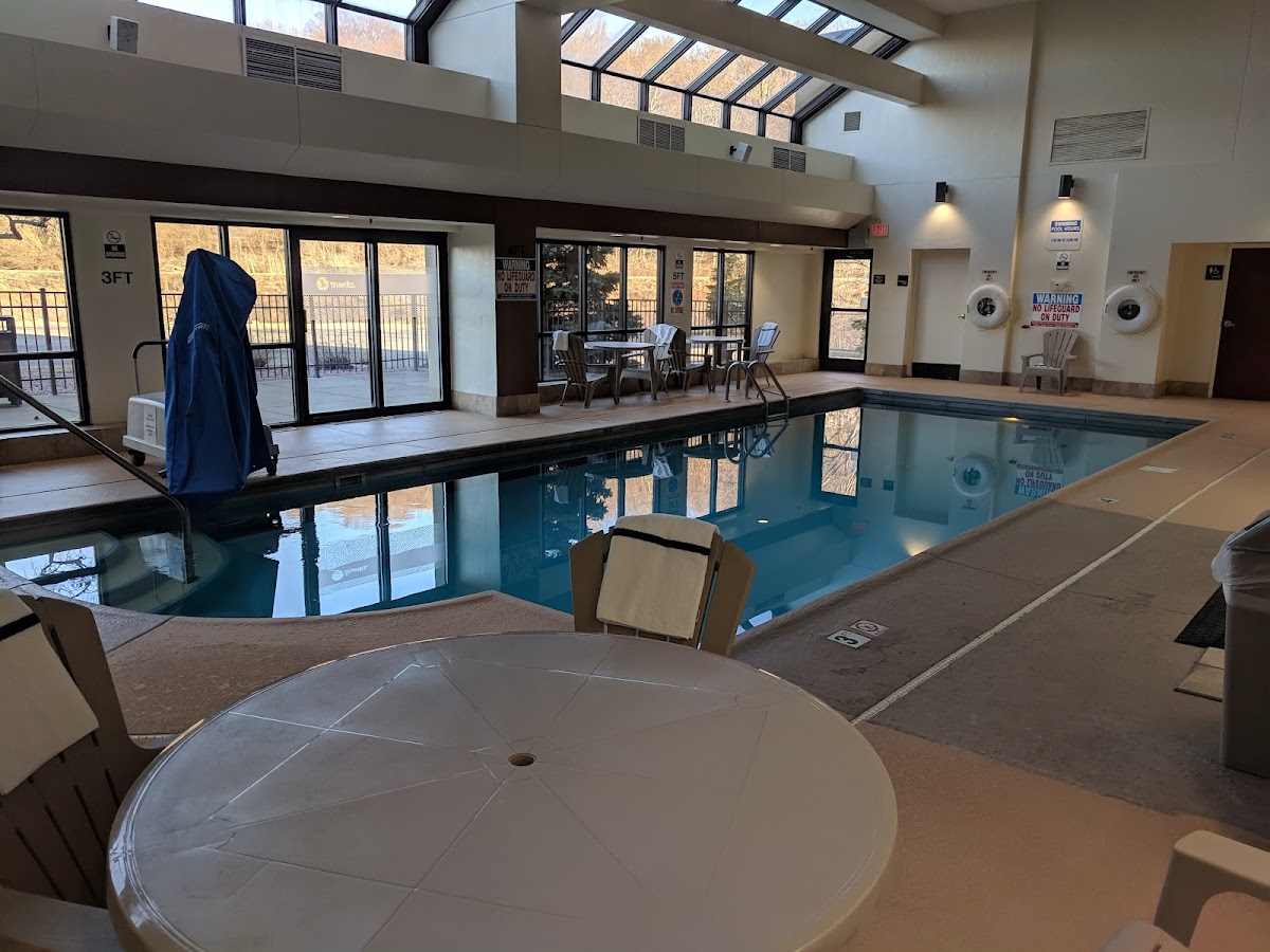 Hampton Inn Peoria-East At The River Boat Crossing photo 3