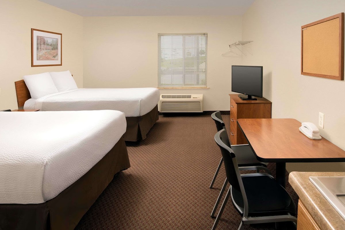WoodSpring Suites Kansas City Lenexa photo 2
