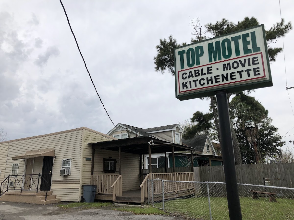 Top Motel