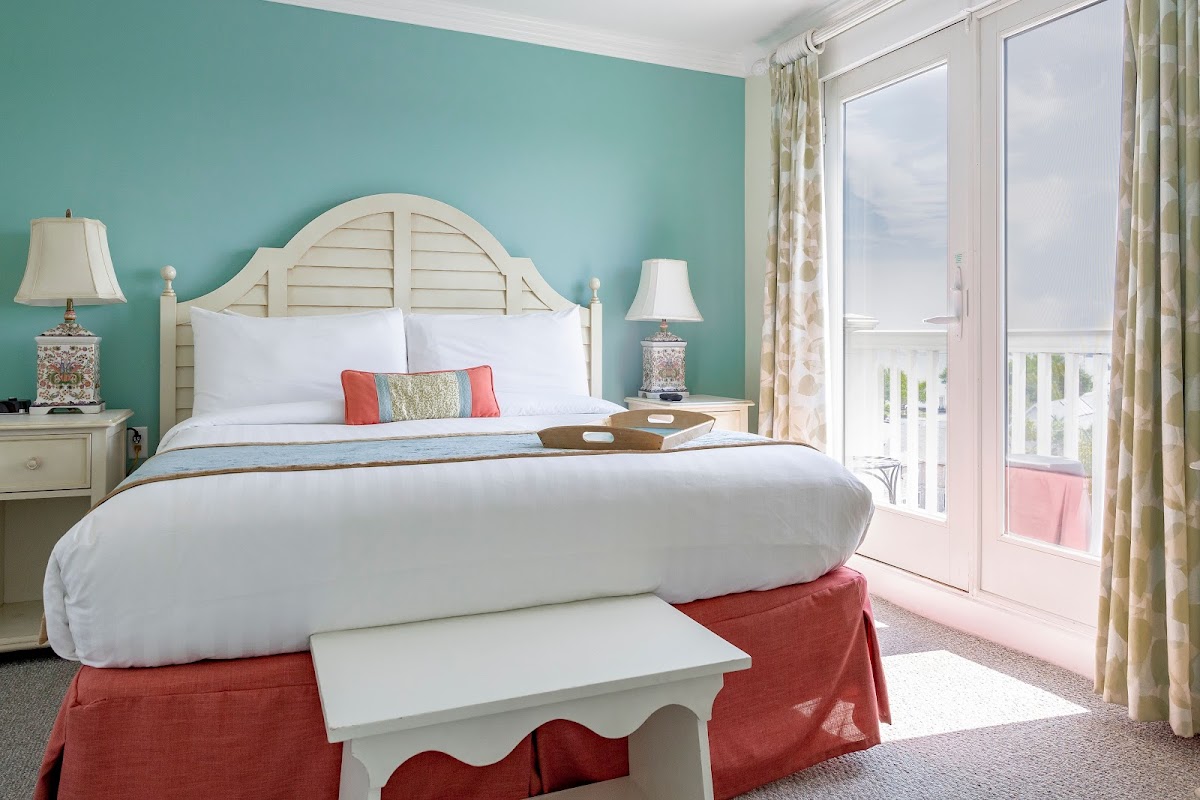 Mansion House Inn on Martha's Vineyard photo 2
