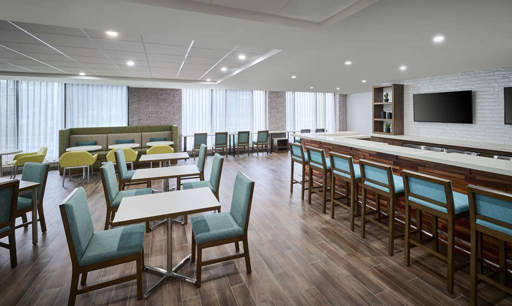 Hampton Inn by Hilton Hamilton photo 2