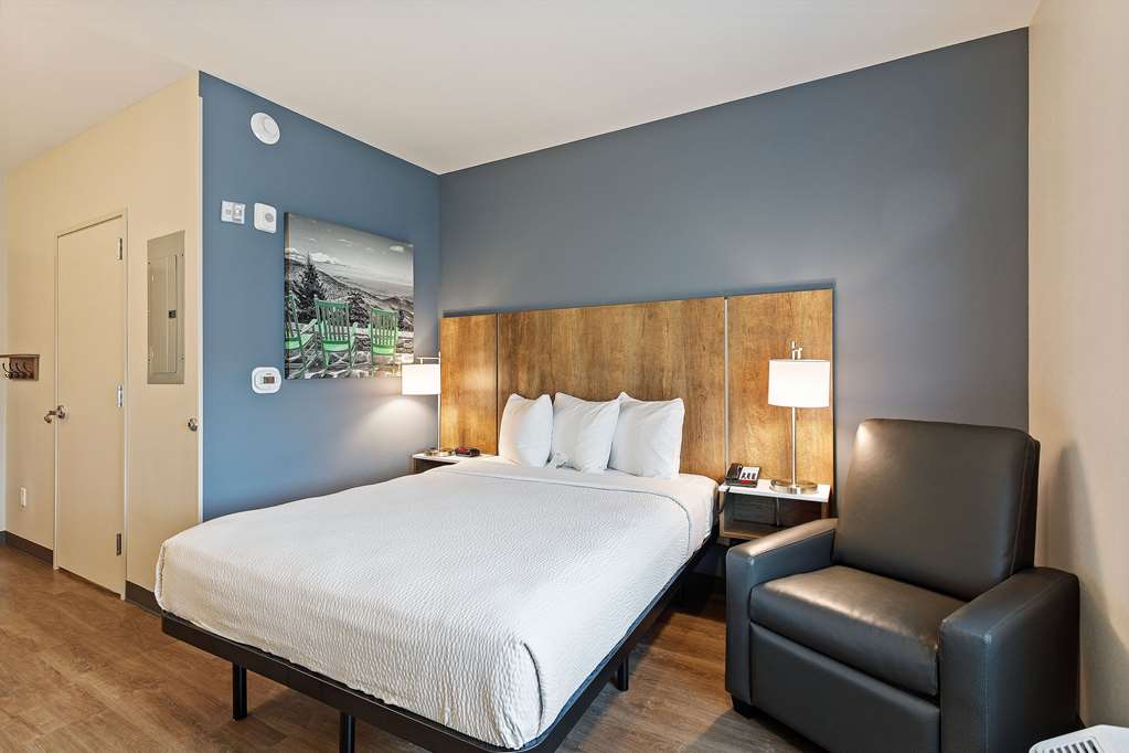 Extended Stay America Premier Suites- Titusville - Space Center photo 2