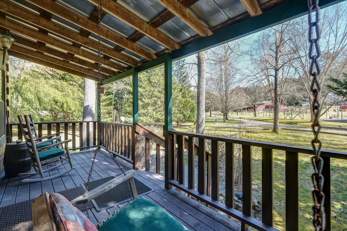 Cobb Creek Cabins photo 3