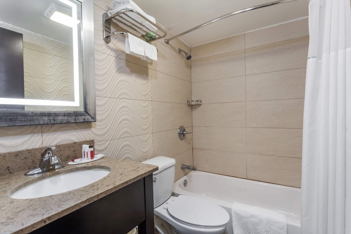 Travelodge by Wyndham South Hackensack photo 3