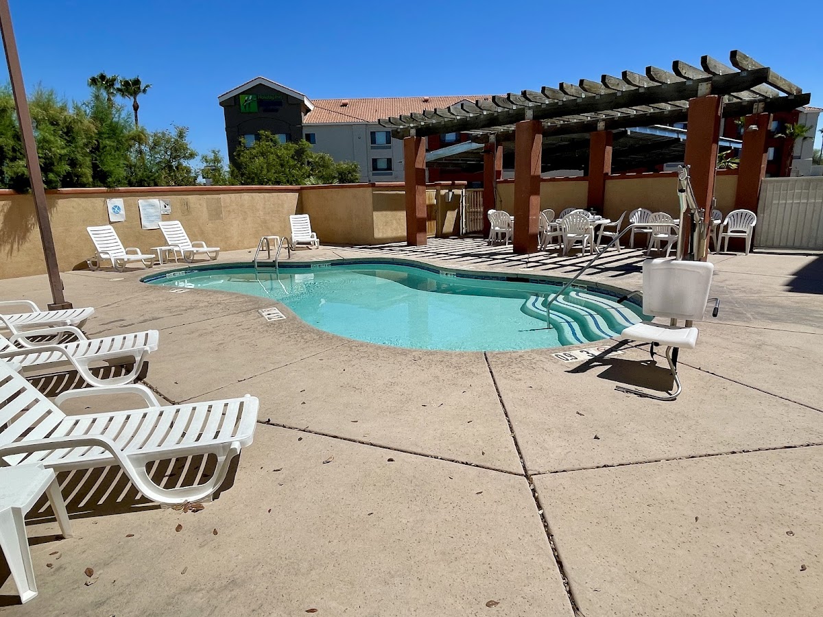 La Quinta Inn & Suites by Wyndham NW Tucson Marana photo 3