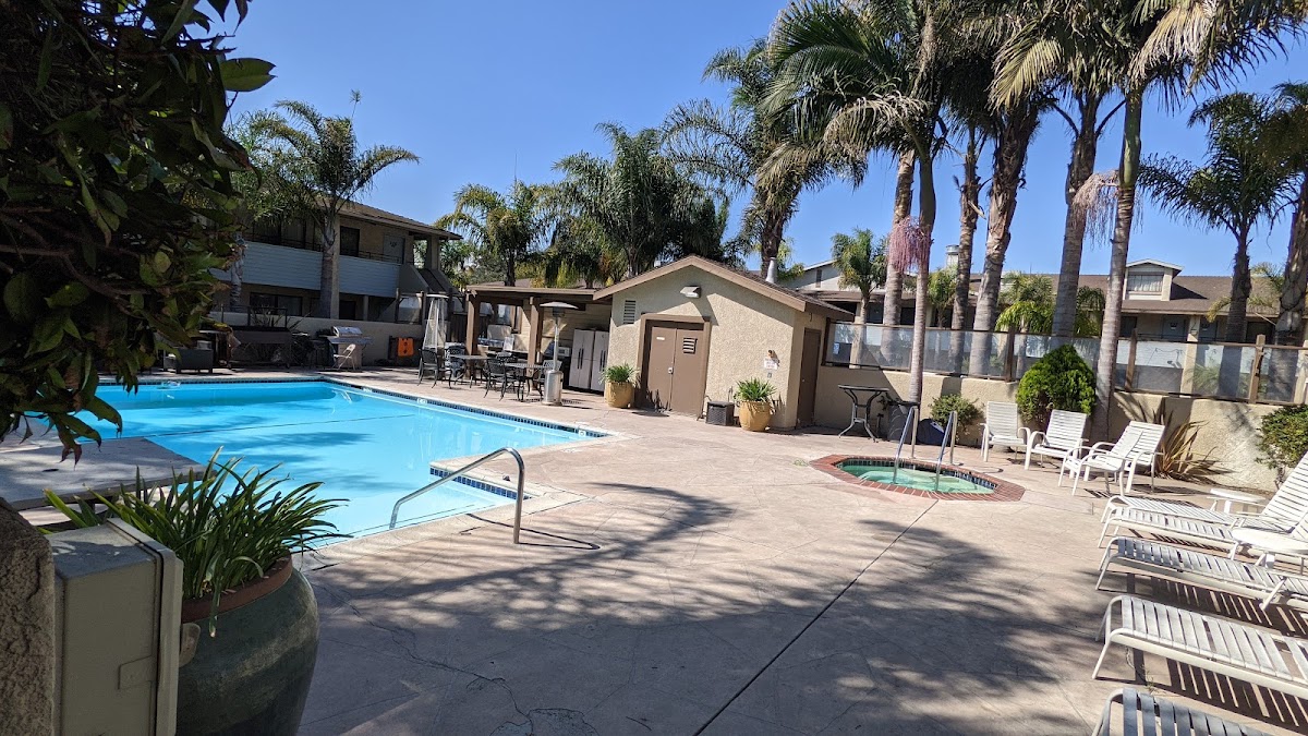O'Cairns Inn & Suites photo 3