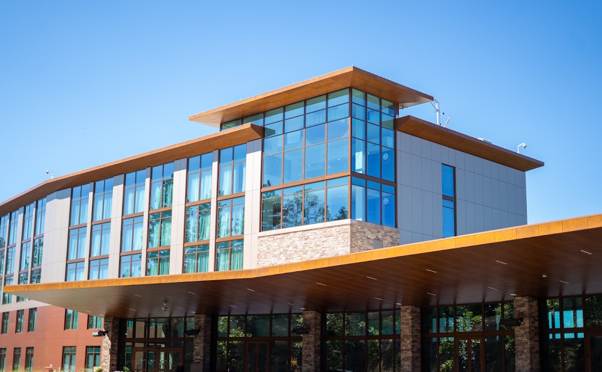 Red Hawk Resort + Casino photo 2