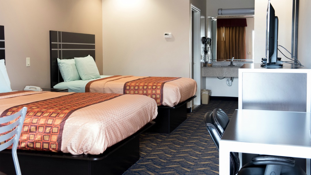 Palace Inn Kingwood photo 2