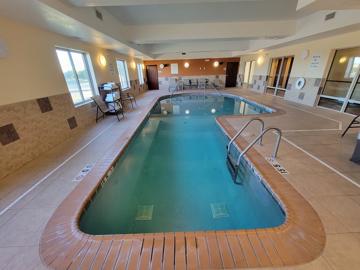 Holiday Inn Express & Suites Clinton, an IHG Hotel photo 3