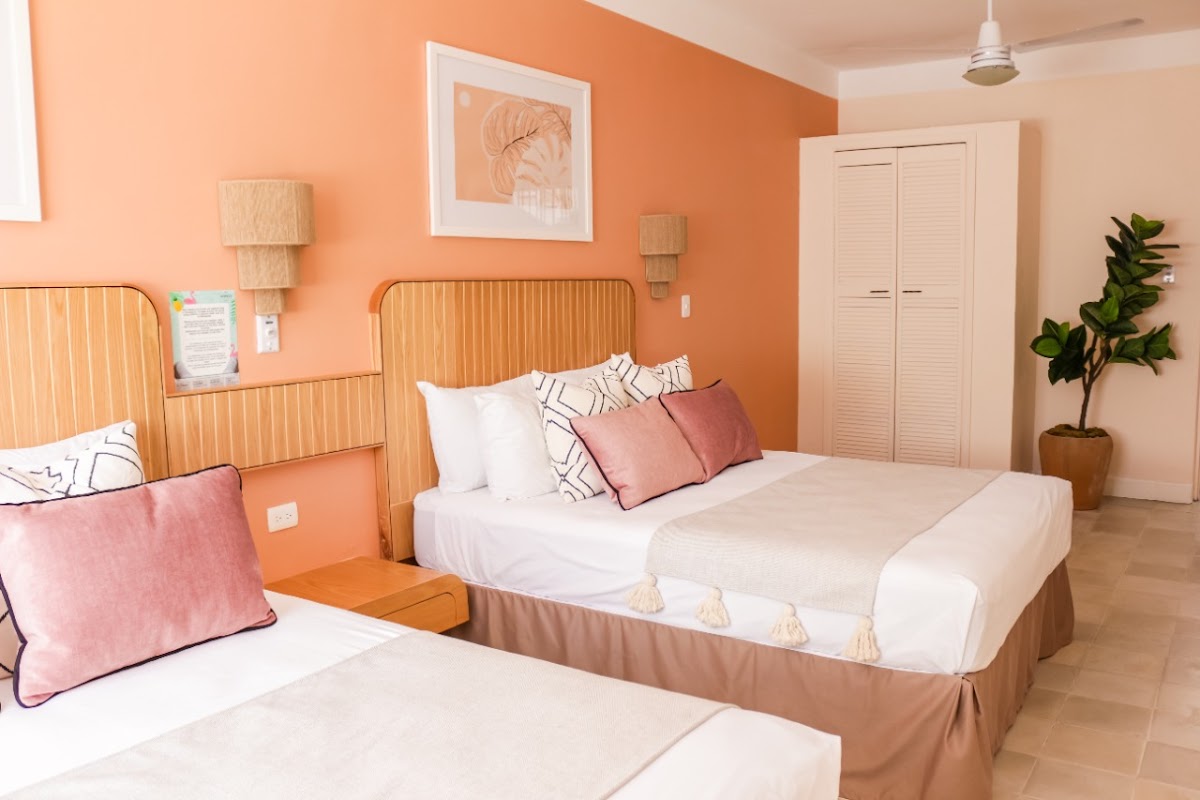 Hotel Tropicus photo 2