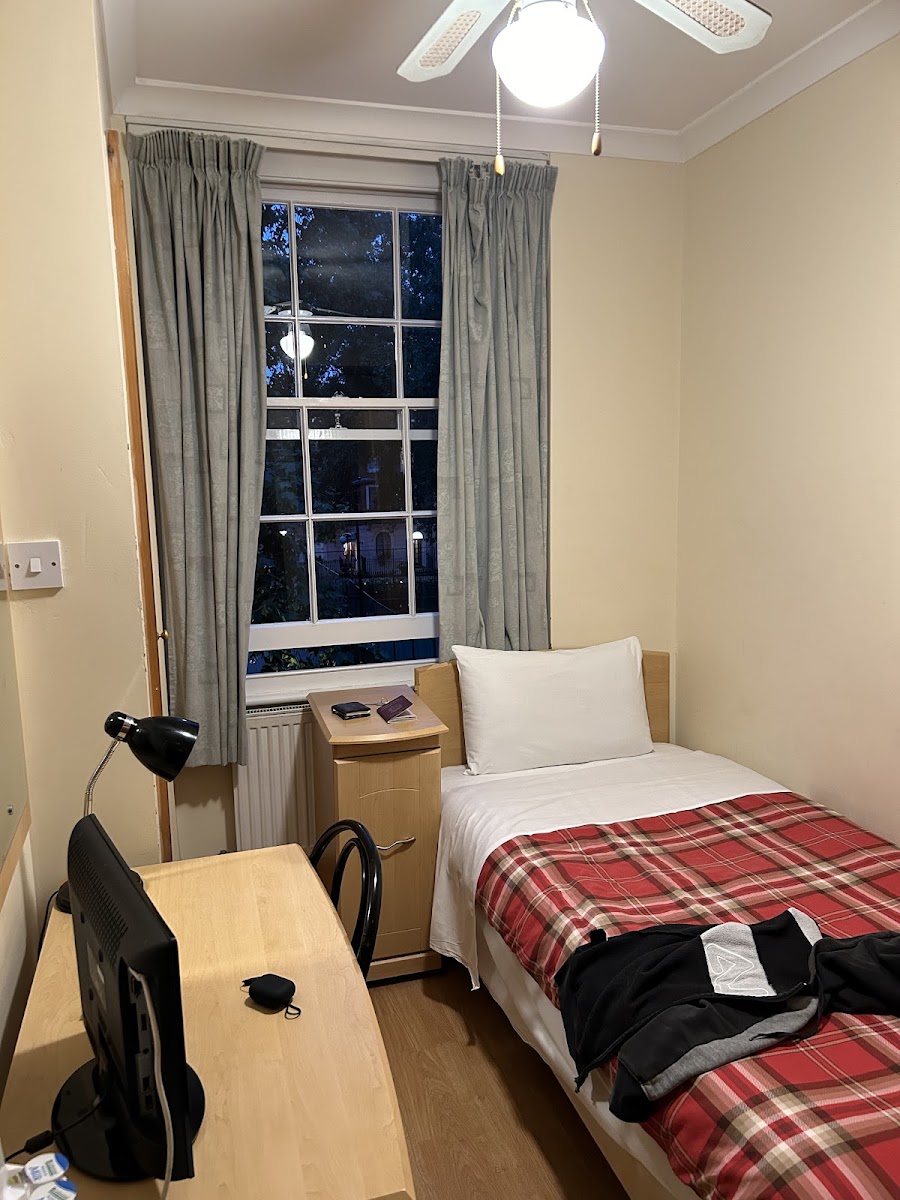 European Hotel photo 2