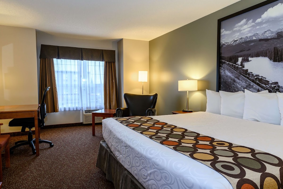 Super 8 by Wyndham Cochrane photo 2