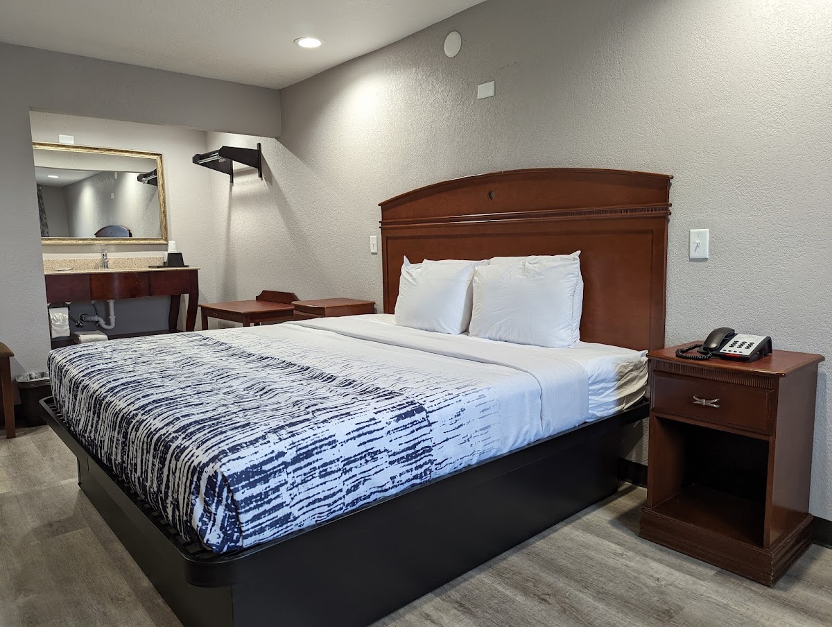 OKC HOTEL photo 2